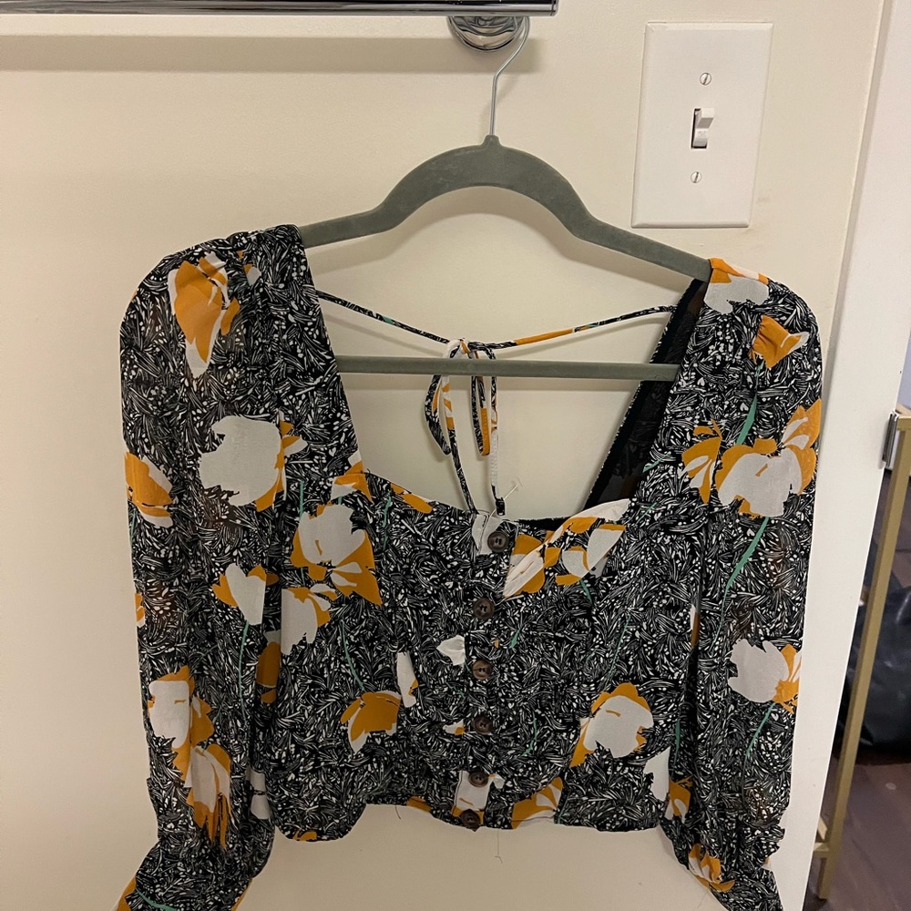 Never worn! New floral blouse top
